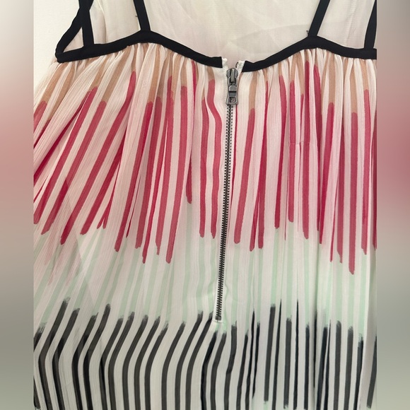 Alice + Olivia striped multi-color pink/black ‘Zuri’ midi/maxi dress - size M - Picture 5 of 10